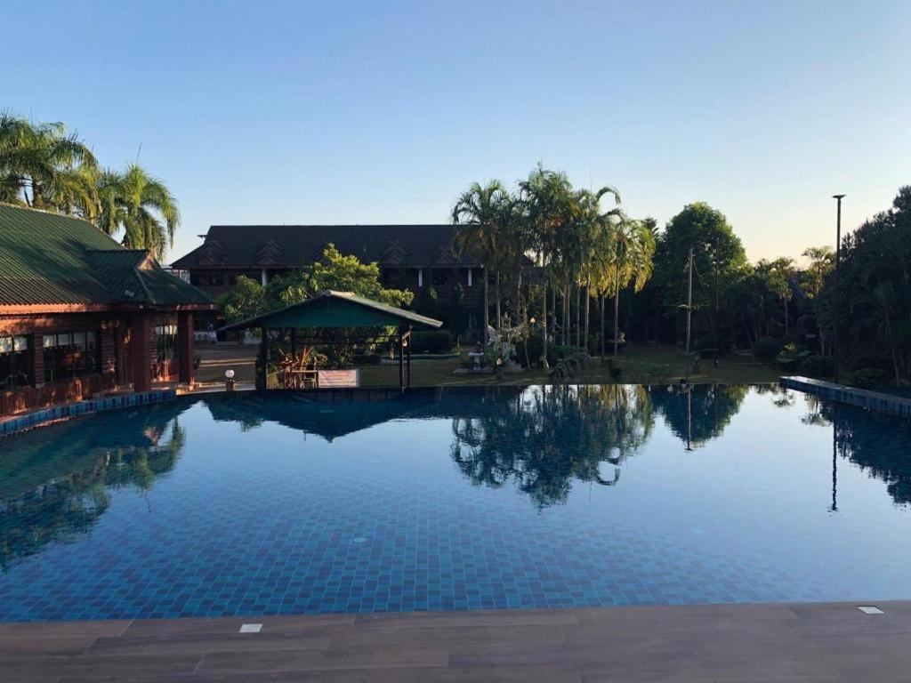 Chiangsan Goldenland Resort Chiang Saen Extérieur photo